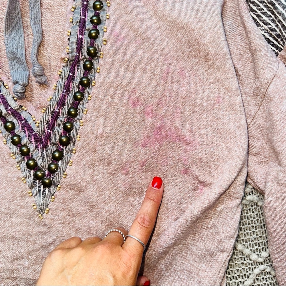 Gimmicks by BKE Pink V-Neck Sweater Eoth Embellishment and Lace Hood - Picture 7 of 7